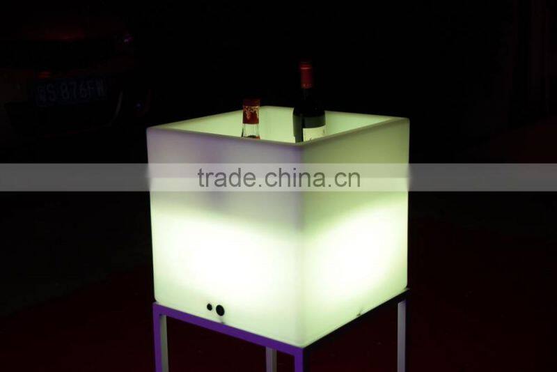 led luminous large plastic planters, tall square planters, large square planters