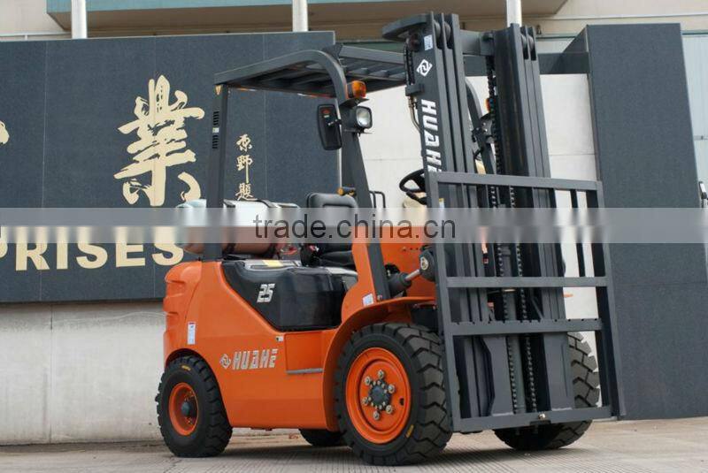 2.5T Gasoline/LPG Dual Fuel Forklift with Nissan Engine