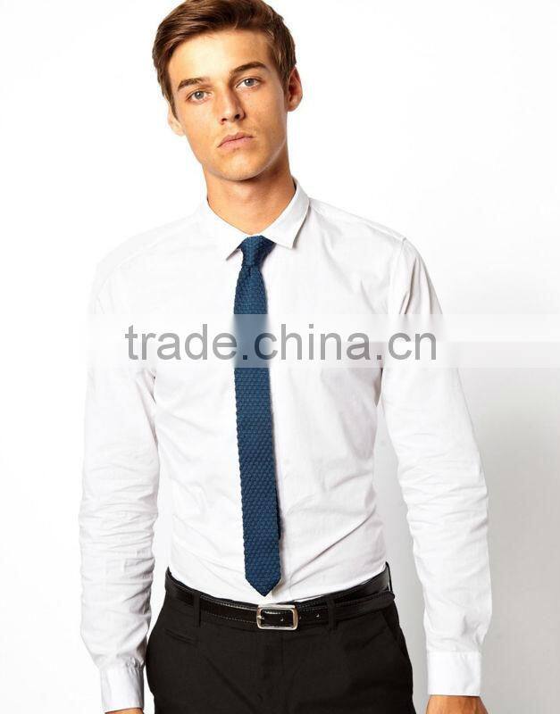 Knitted Tie With Point