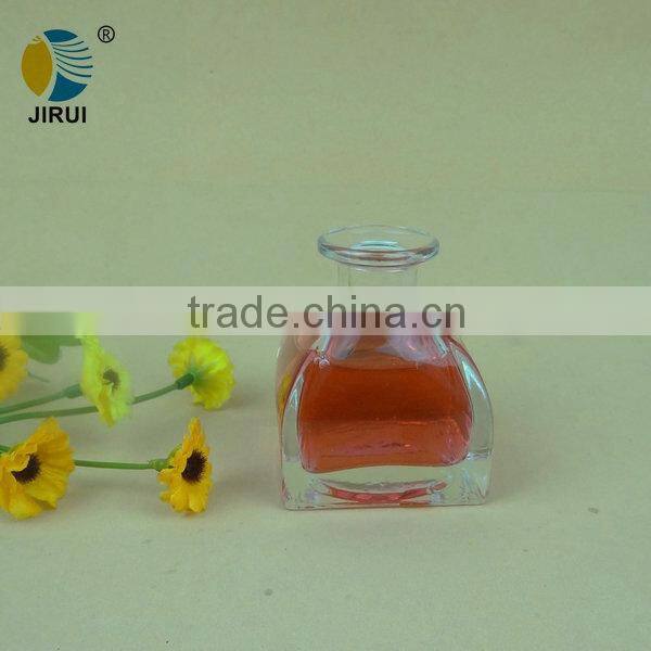 100ml pagoda color sprayed diffuser glass bottles and packaging