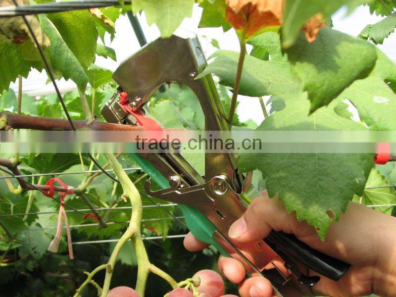 Hand held tying tools tapetool