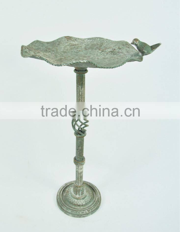 Wholesale handmade antique metal garden bird feeder