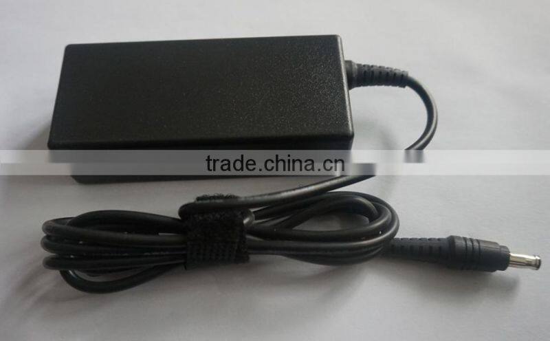 laptop ac adapter for Samsung 19V 3.16A