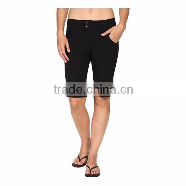 Women balck slim fit button shorts