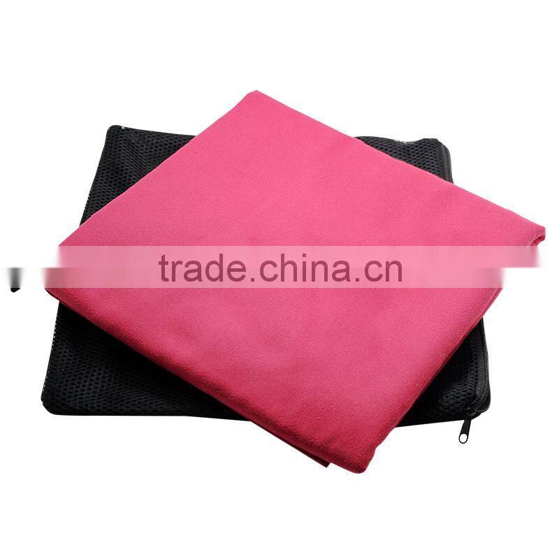 Microfiber beach towel backpack