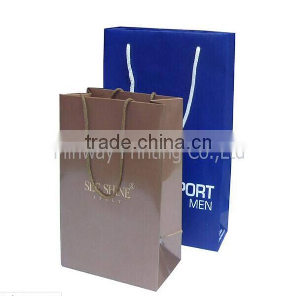 Chrismas paper shopping bag OEM production by China famous supplier