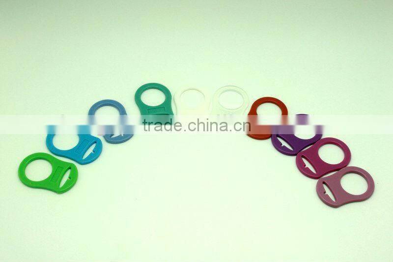 2013 custom design baby soother chain pacifier clip