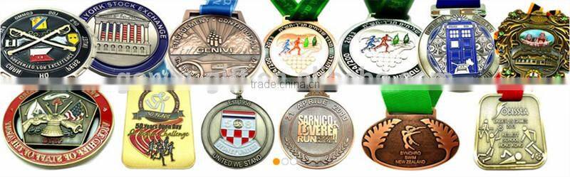 Custom gold metal souvenir hiking award medallion