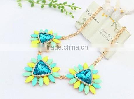 2015 New Colorful Flower Necklaces Jewelry Woman Gift