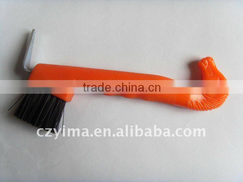 plastic horsehead hoof pick with brush for cleaning