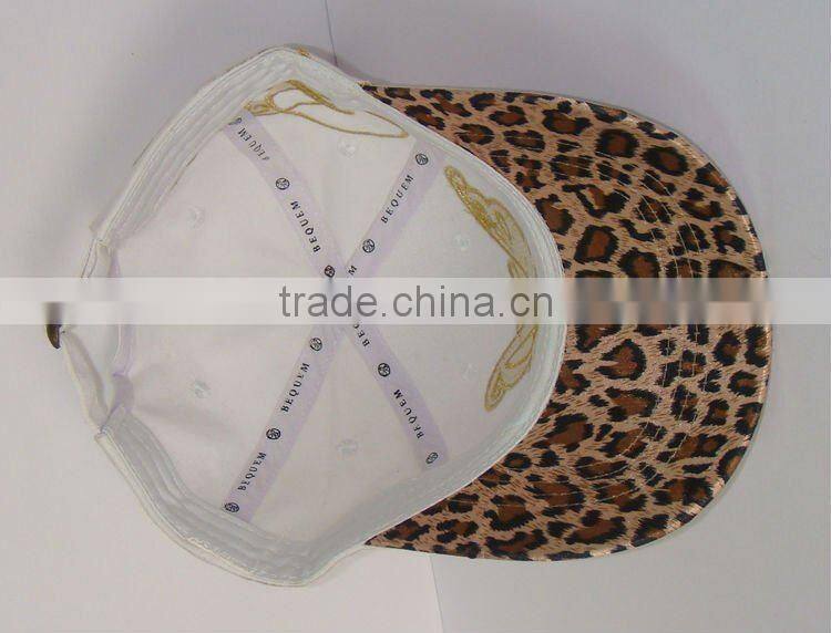 custom blank snapback cap with leather brim