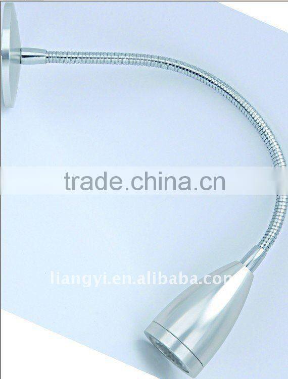 High power wall light