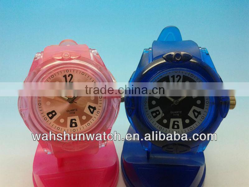 China factory custom color analog big numbers plastic watch