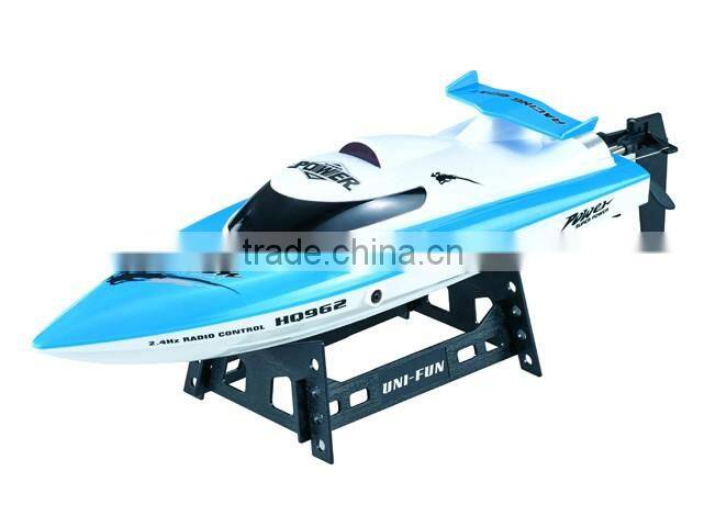 Fashion toy cruise rc boat trailer radio control ship in summer market