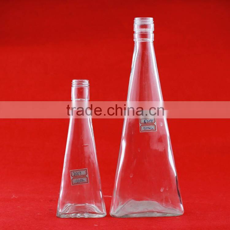 Various capacities gun shape wine bottles butterfly vodka bottles 500ml letter shape bottles with cork