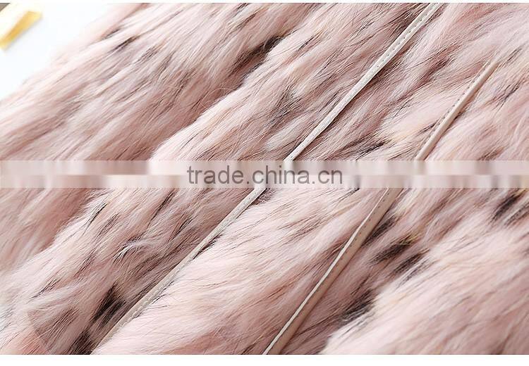 Wholesale High Quality Women Winter Knitted Raccoon Fur Shawl with Round Collar and Fur Balls