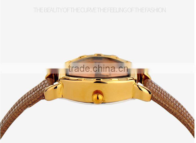 2016 Top Grade White Tonneau Fashion Diamante Lady's Quartz Wrist Watch