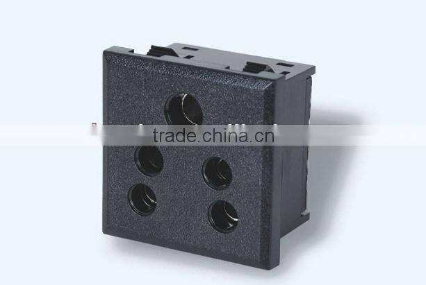 New products 2016 India 5 pins female industrial socket, wall socket power outlet, 5 pin plug and socket