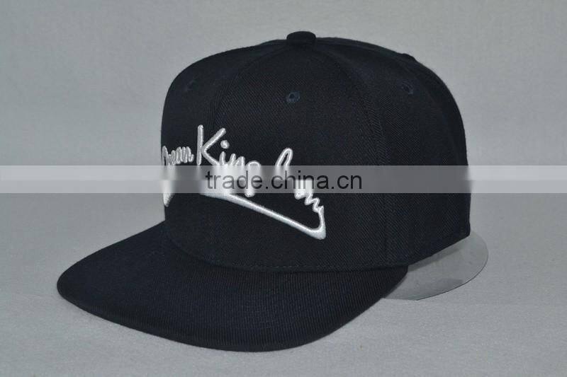 Guangzhou hat factory professional custom 100% acrylic/black/white embroidery logo/flat brim hat