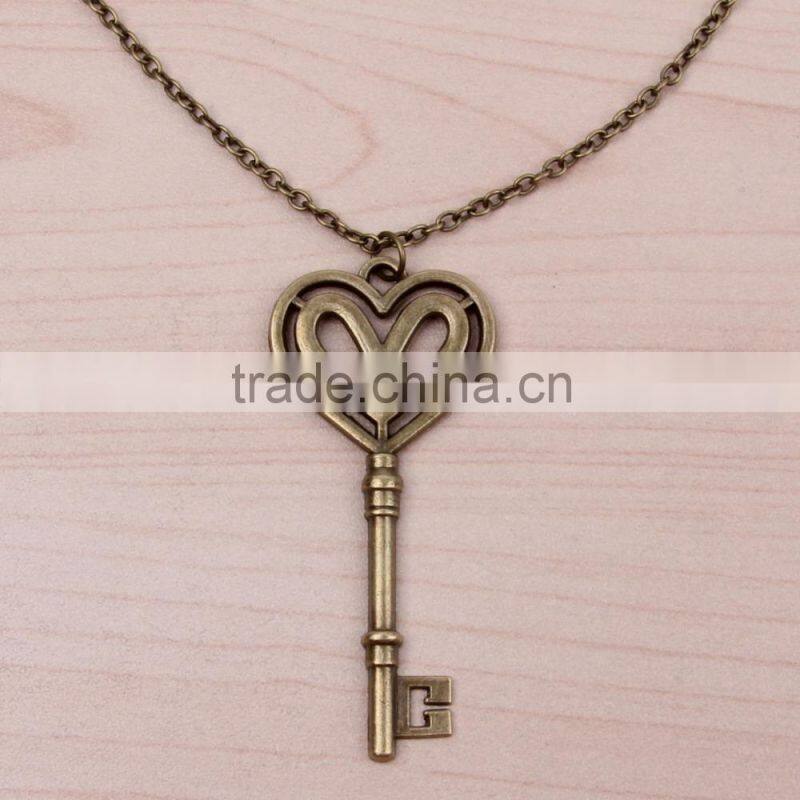 New arrival pop steampunk key chain heart pendant bronze statement necklace 2015 yiwu fashion jewelry hot sale
