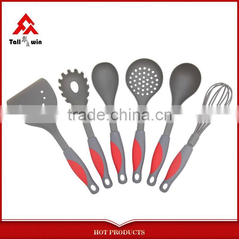 5 Piece Kitchen Utensils Tools Set Black Nylon 5Pc Set Includes Solid Spoon Slotted Spoon Slotted Turner Ladle & Masher With PP