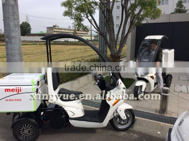 three wheel electric tricycle roof scooter for delivery with tilting mechanism