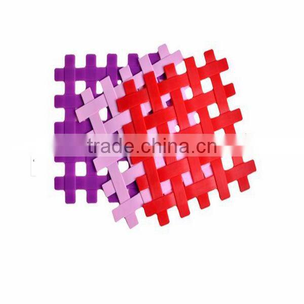 Heart shaped Eco-friendly colorful silicone pot coaster