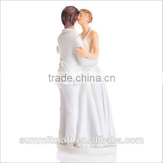 Resin love lesbian wedding couple figurine