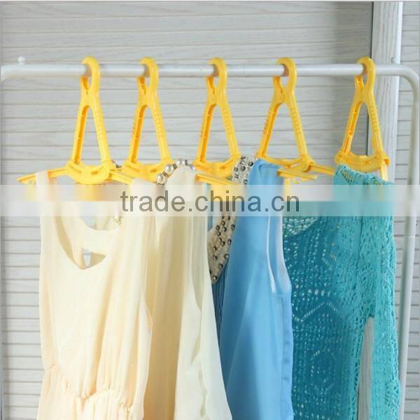 new colorful foldable plastic hanger/manufacturer OEM foldable hanger in factory price/foldable hanger manufacturer