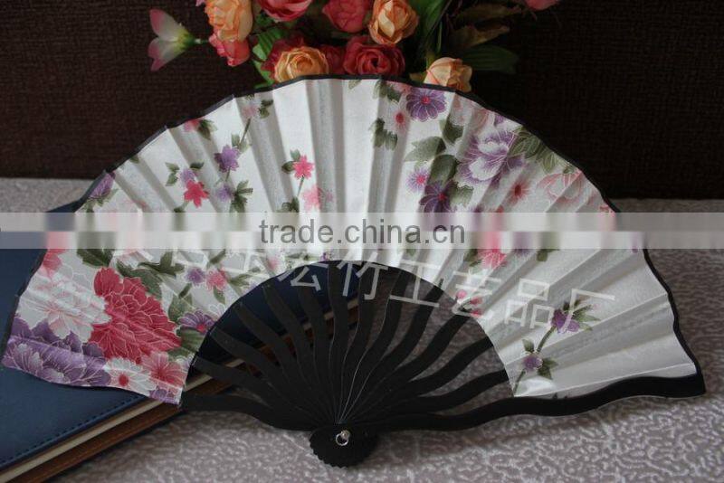 Chinese handmade folding fan