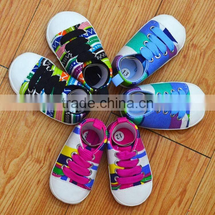 Colorful stripe printed Baby girl's sportschuhe