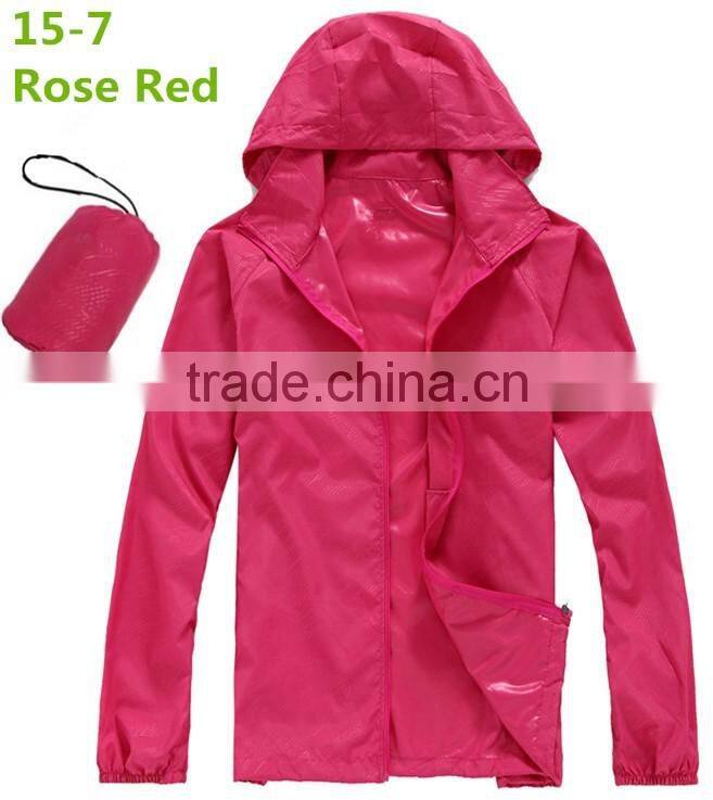 Green Lightweight Hooded Mens Pullover Packable Jacket with bag