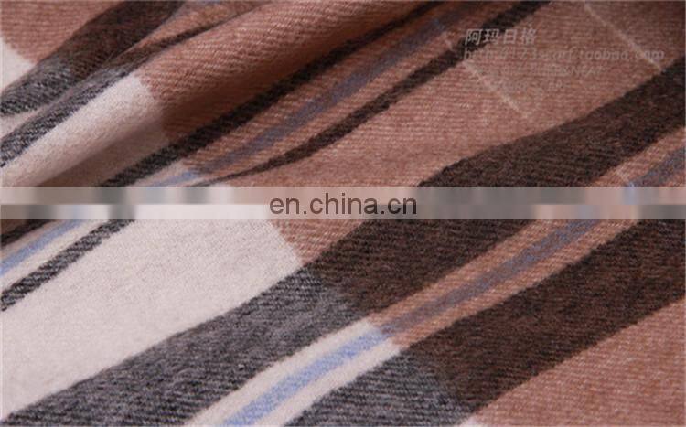 inner mongolia factory wholesale lambs wool plain woven yarn dye scarf fashion ladies winter warm classic tartan wool shawl