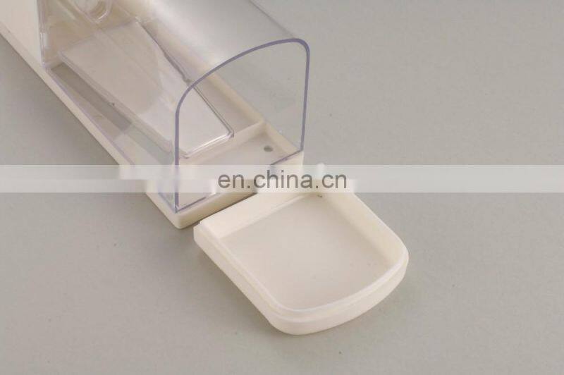 New design good quality shower head soap dispenser liquid soap bottle