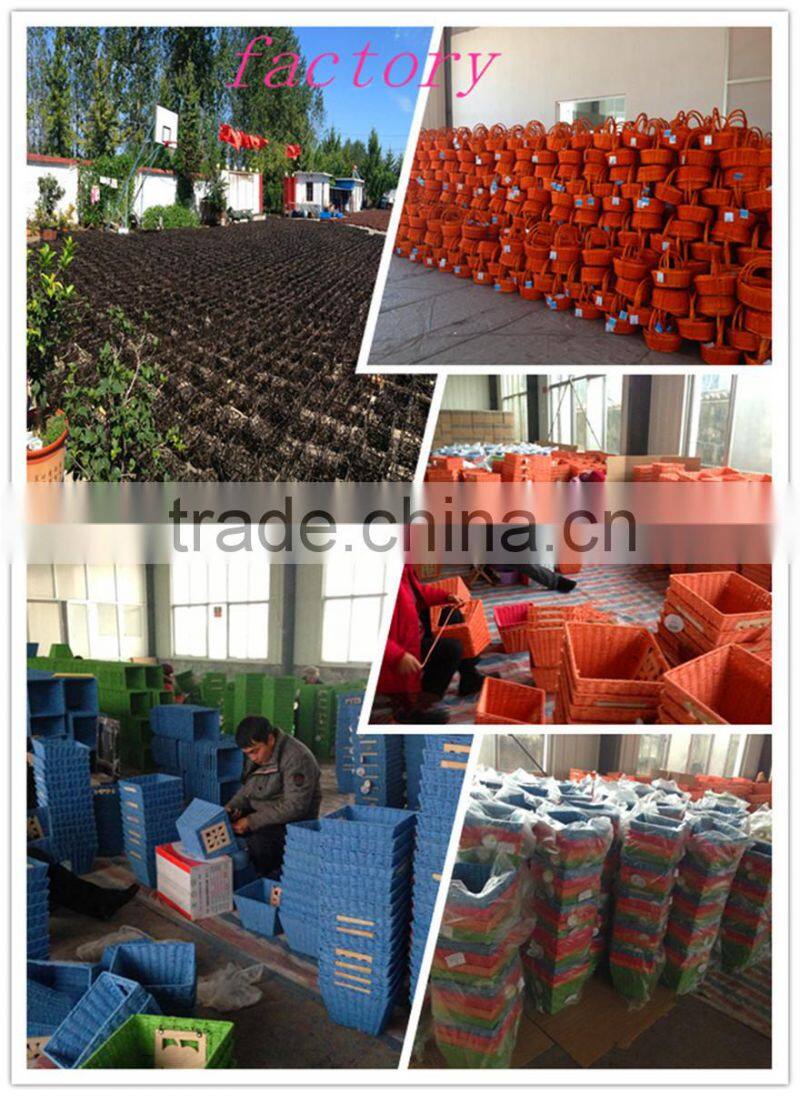 strong baskets made of maize(in dark color) with metal ear handles