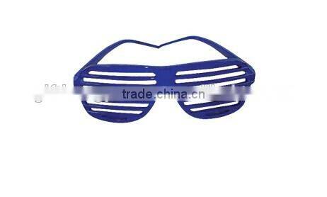 2015 advertising hot slotted sunglasses made in China