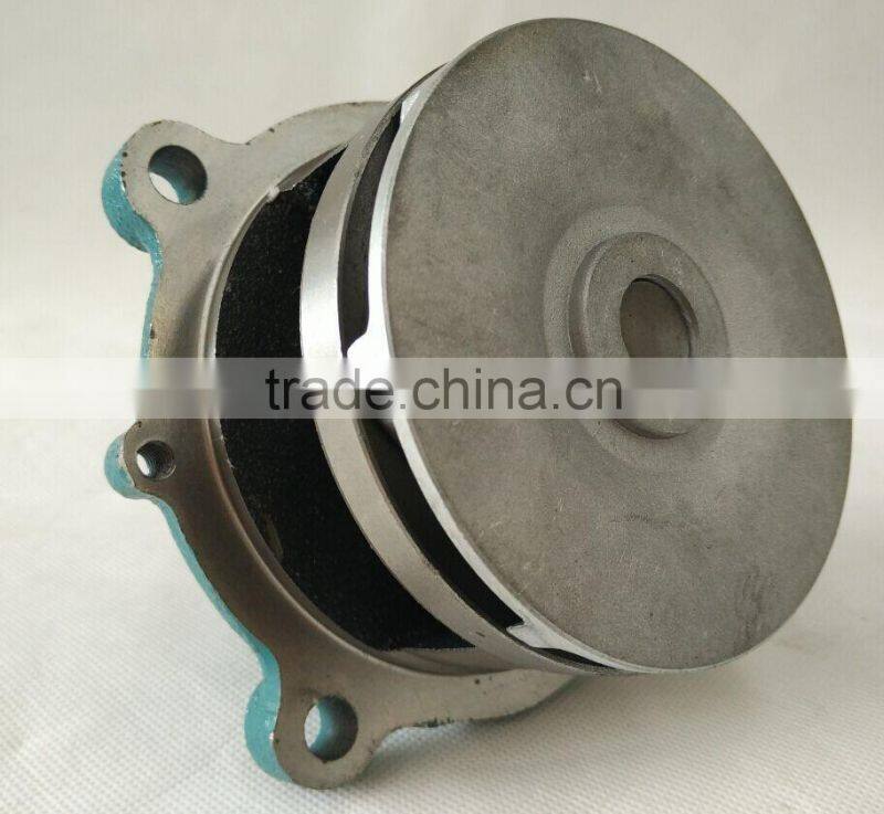 Volvo water pump 21072414