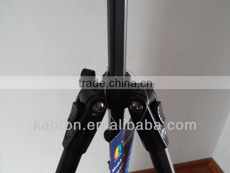 56 Inch Professional Flexible Camera Tripod With Bag