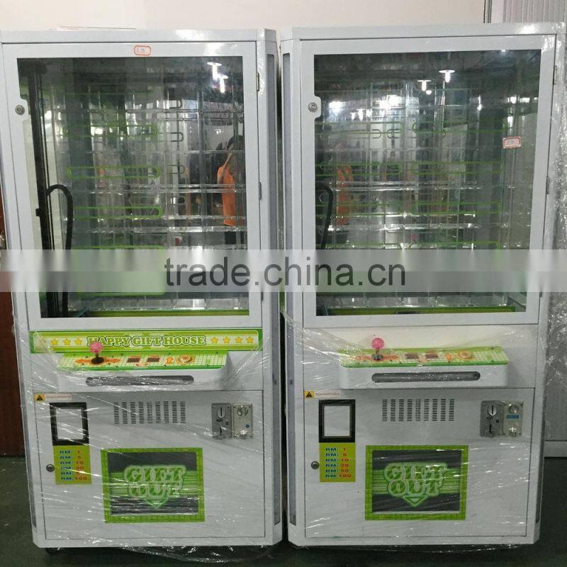 Ecuador hot sale funny golden key game machine, key master prize vending game machine for children