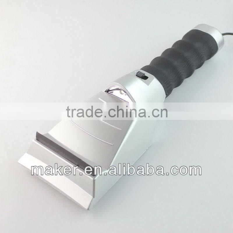 CAA 1003 Heated Auto Ice Scraper