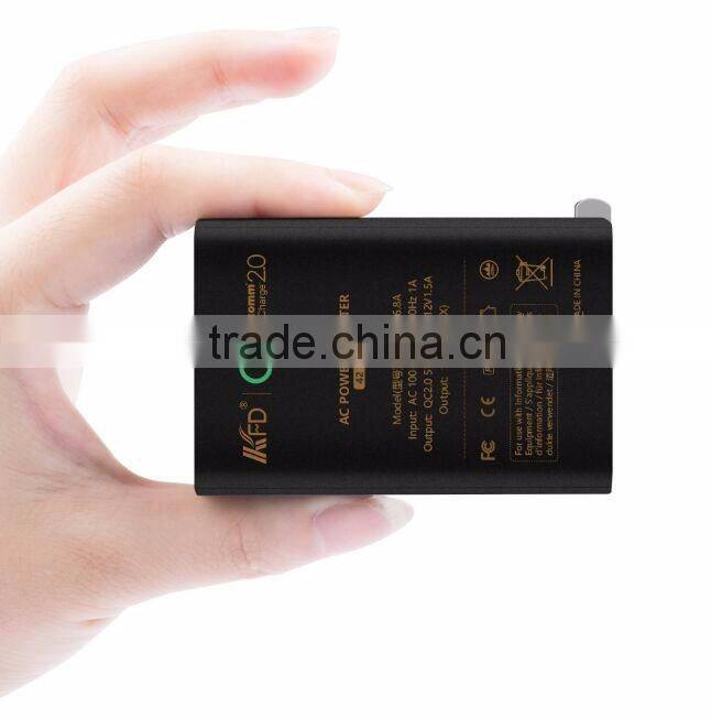 2016 Quick Charger for mobiles Certified with 3 USB ports Q19-5V6.8A