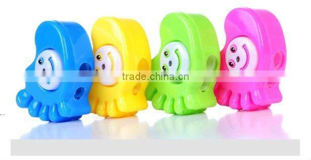 Supply fashion plastic cute pencil knife small order