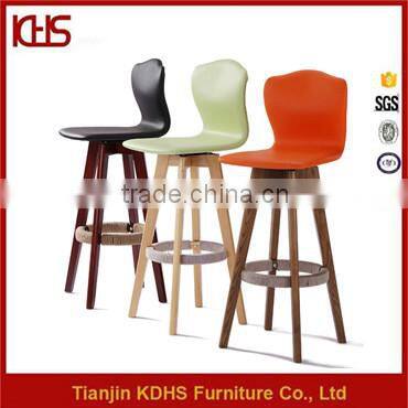 Comfortable elegant red bedroom swivel leather leisure chair