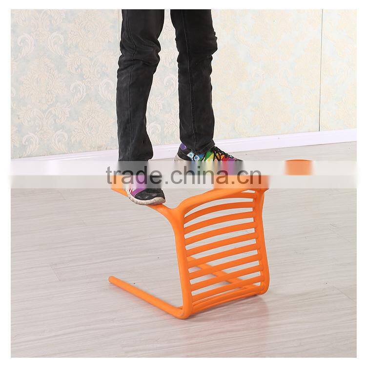 Modern 3v plastic chair design