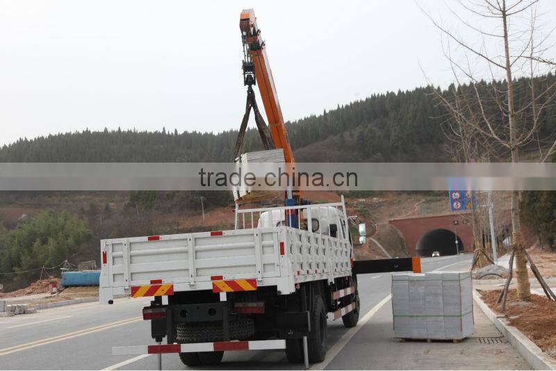 5 ton at 2.5m, truck mounted crane, SQ5S3, best Telescoping Boom Truck Mounted Crane 5 ton.