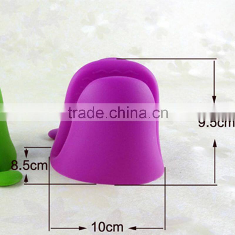 Heat-resistant animal dog shape kitchenware silicone BBQ oven glove