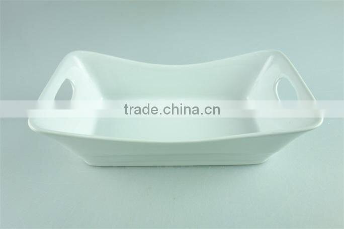 White rectangular ceramic baking dish /unique shape