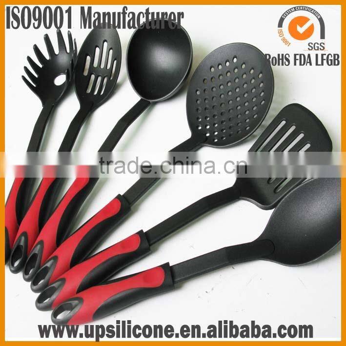 2016 Hot sale non-toxic colorful nylon kitchen utensils