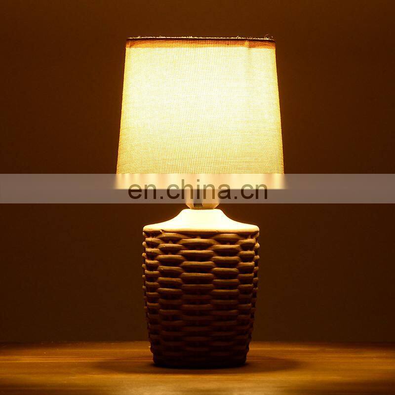 Antique Home Decoration ceramic night lights and china desk lamp for indoor room
