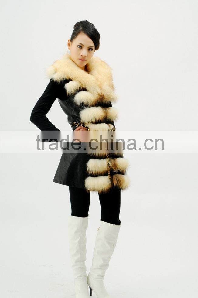New Style Black and White Pretty Women Real Raccoon Dog Fur And Sheepskin Winter Coat